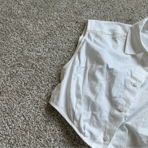 White Button Up Sleeveless Blouse with Wrap - Picture 3 of 3